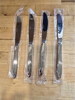 Reed & Barton Elise Stainless Flatware KOREA H6217 NOS set of 4 Dinner Knives